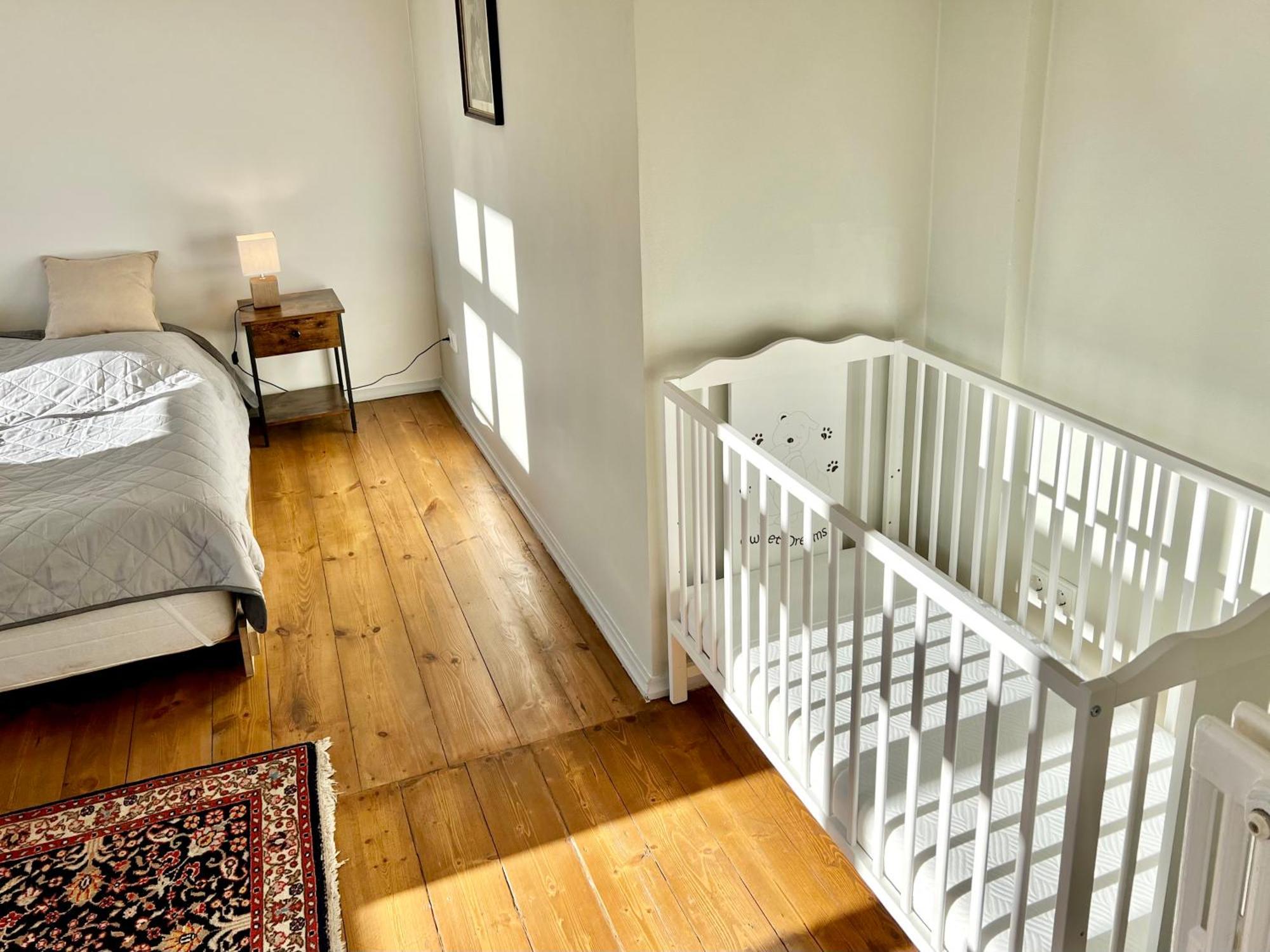Oswald Hempel 5 Zimmermaisonette Und 3 Zimmer Loftwohnung Zittau Chambre photo
